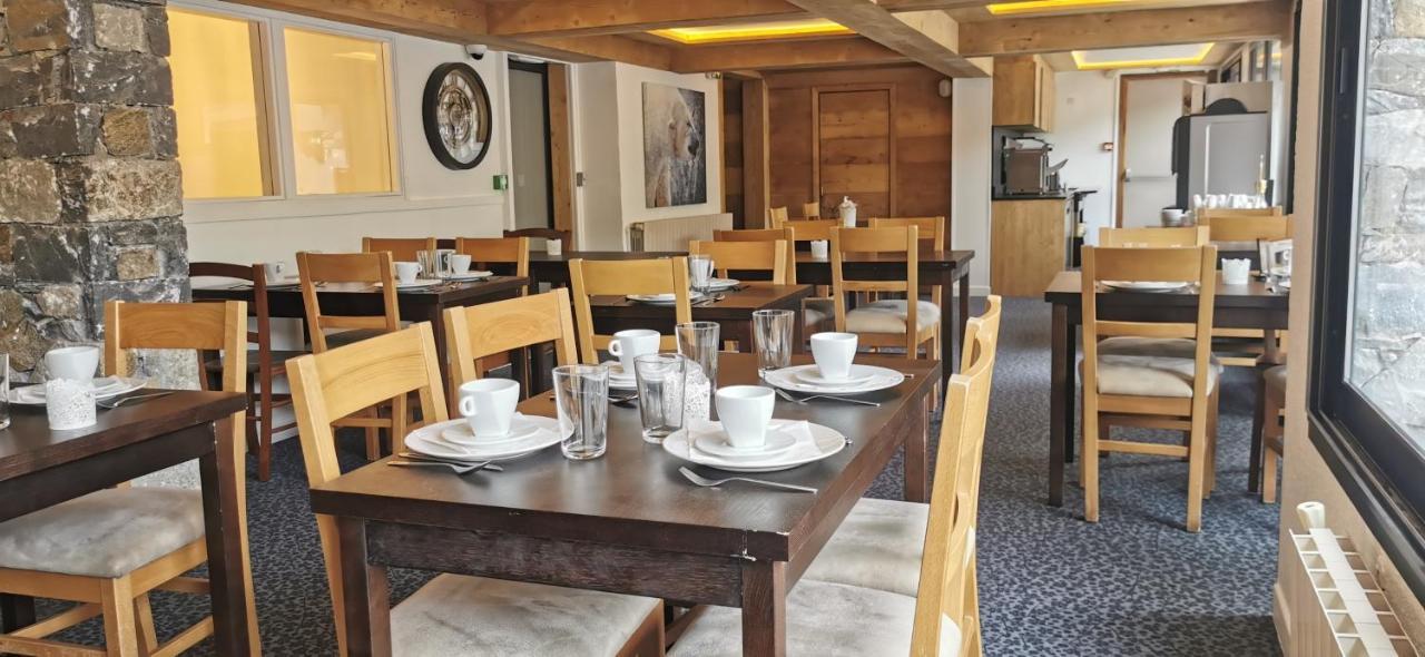 Curling Hotel & Bar Тинь Экстерьер фото