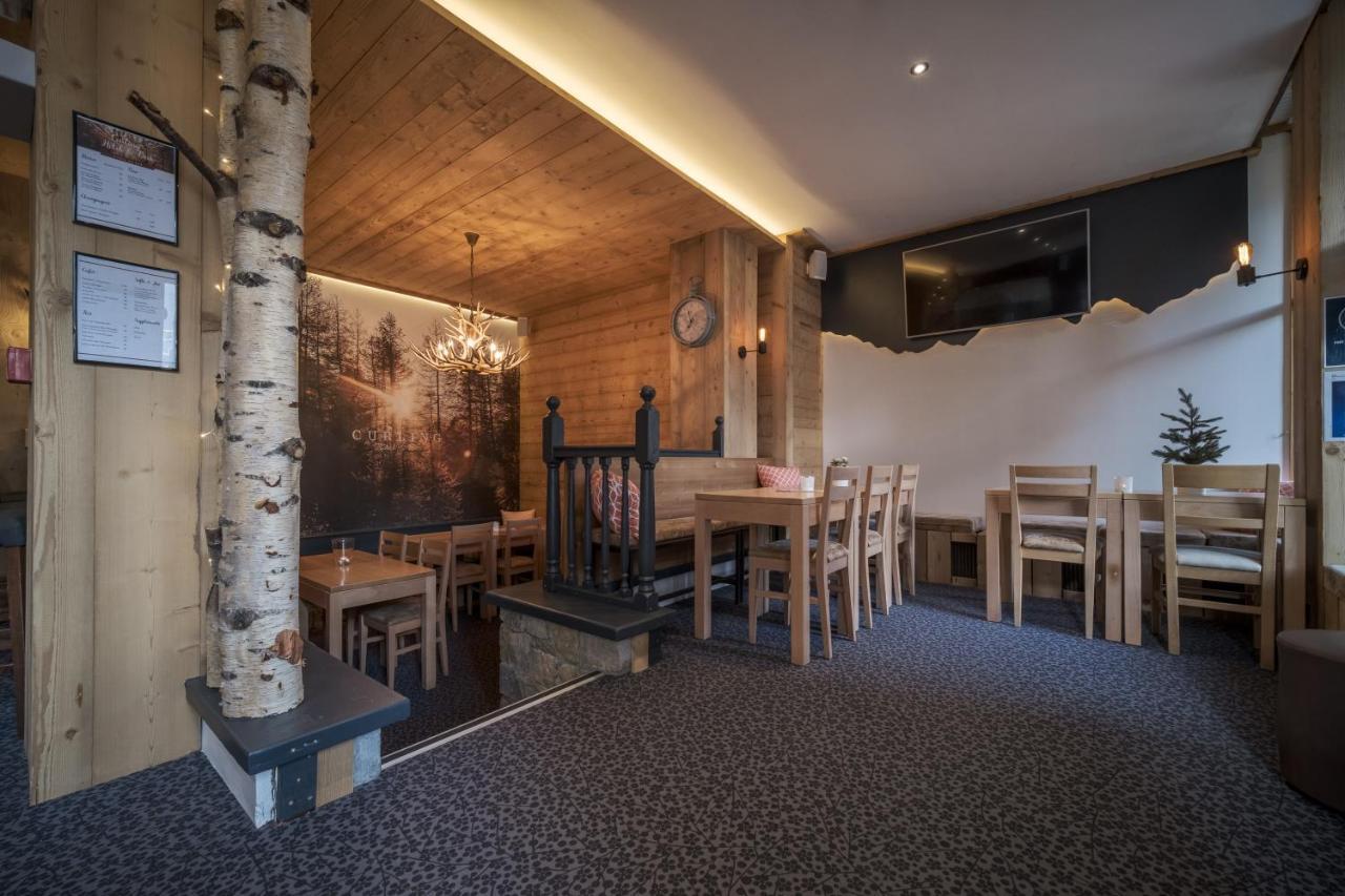Curling Hotel & Bar Тинь Экстерьер фото