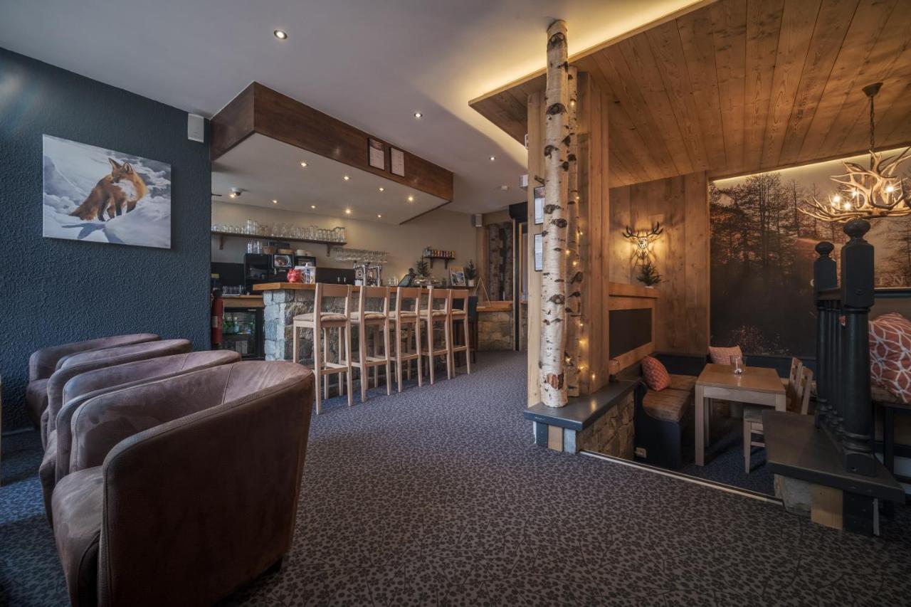 Curling Hotel & Bar Тинь Экстерьер фото